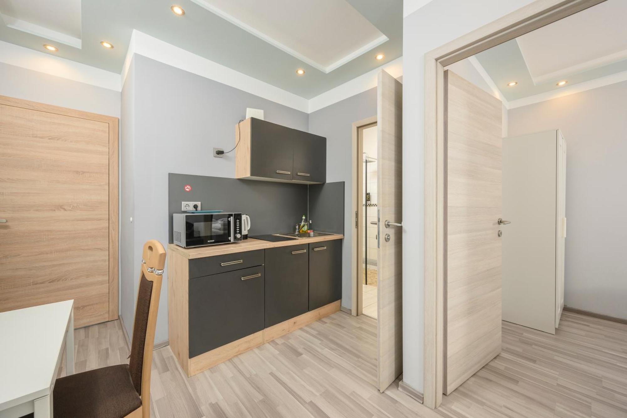Palais Palffy Apartments Vienna Exterior photo